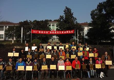 �ɹ����� ����M��С�����_�l��ͬ